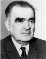 ТУНИМАНОВ Александр Захарович (1907 – 1981)